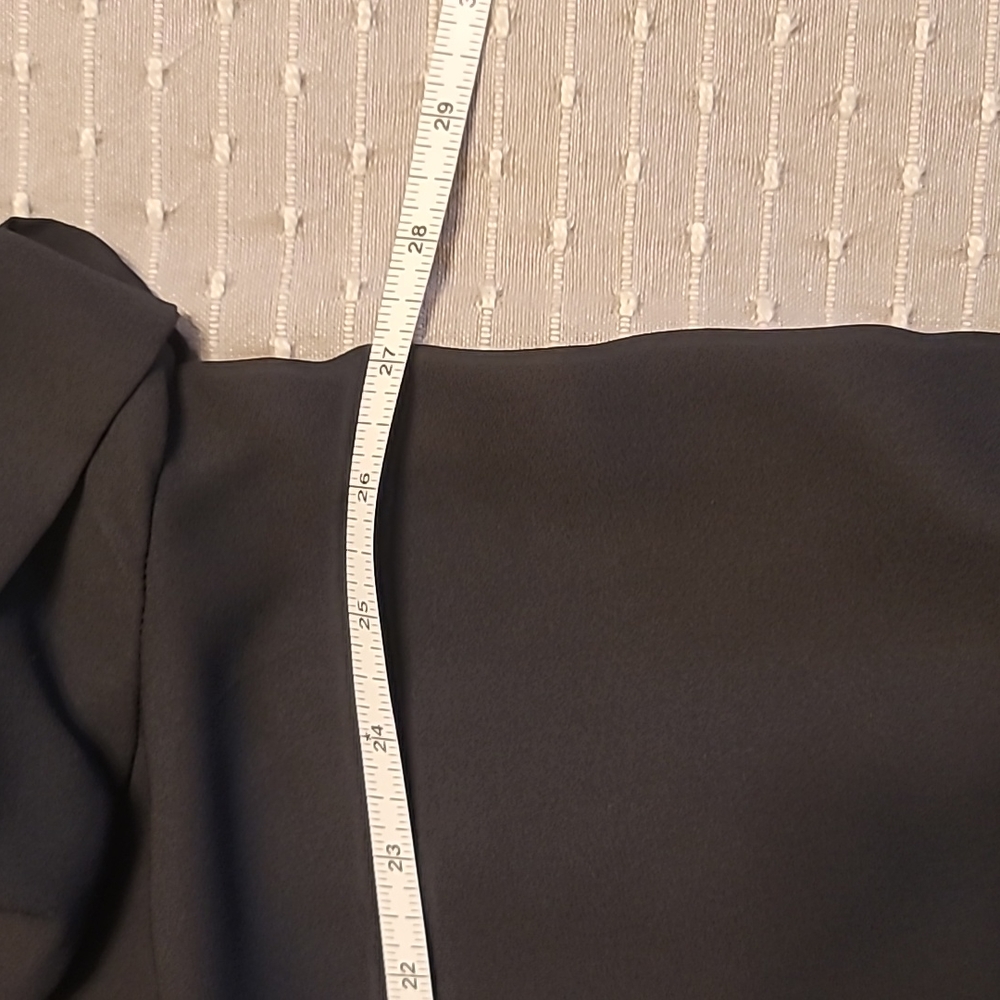 Simple Chic Tunic - Picture 8 of 9